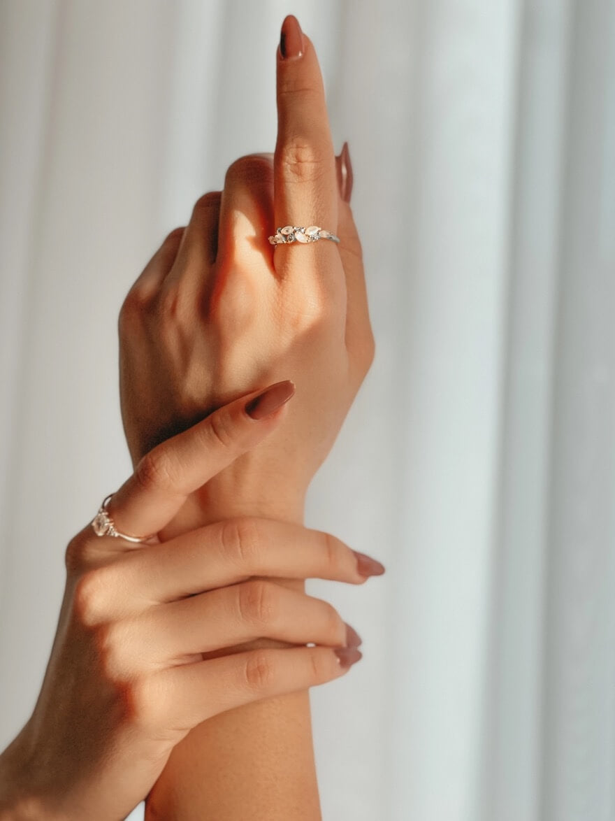 Golden Greenery silver ring - Moonstone